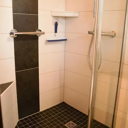 Henneglueck2 Mit Kamin Und Sauna! Мешеде