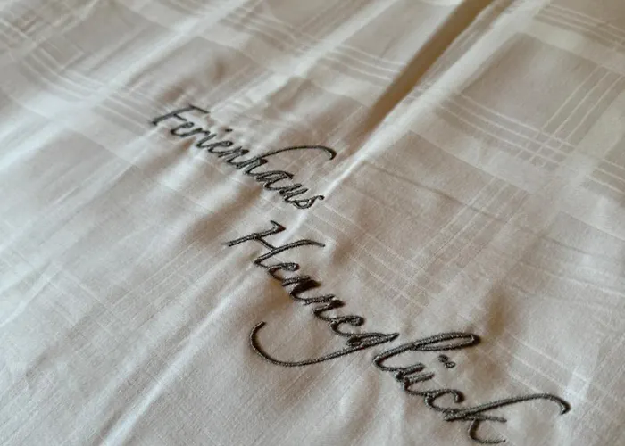 Henneglueck2 Mit Kamin Und Sauna!